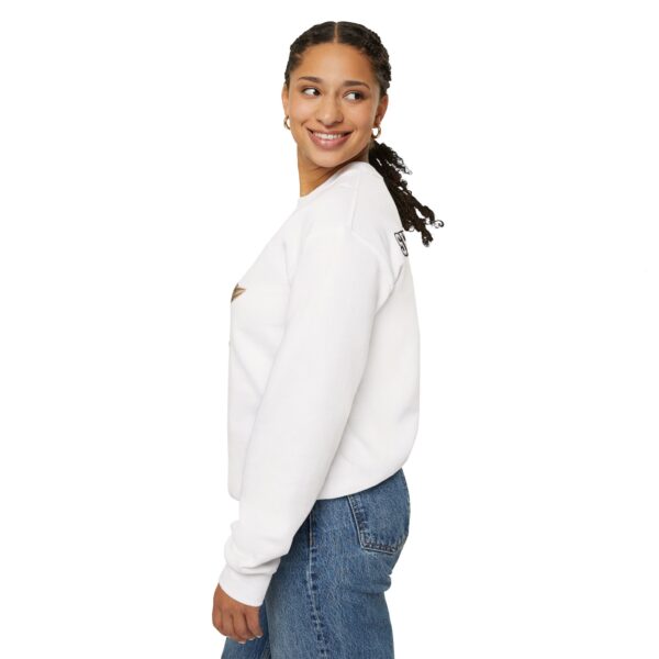 Ayiko White Cat Art Crewneck Sweatshirt | Shelterhut