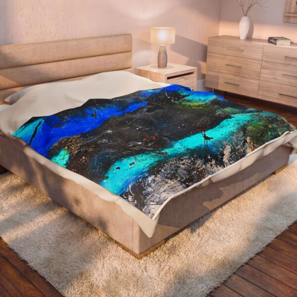 15500729467933218477_2048.jpeg Visions in Three I – Velveteen Plush Art Throw by Roger L. Crique | Shelterhut